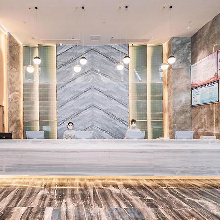 Atour Hotel Luzhou Bubugao New World Exterior photo