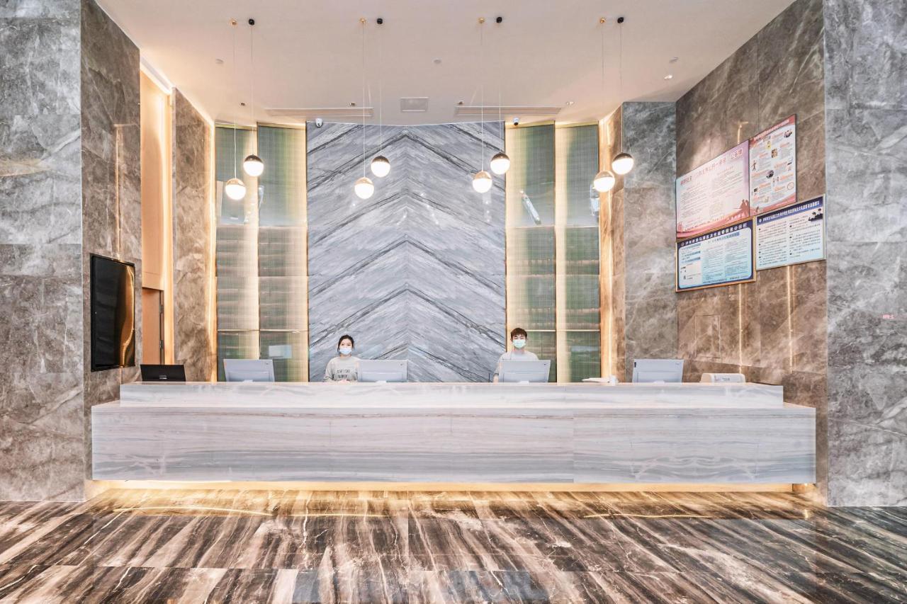 Atour Hotel Luzhou Bubugao New World Exterior photo